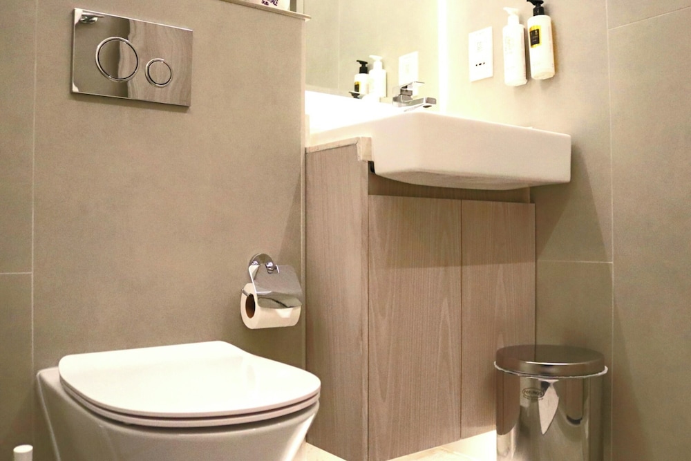 Condor Concept 7 - JVC Holiday Homes