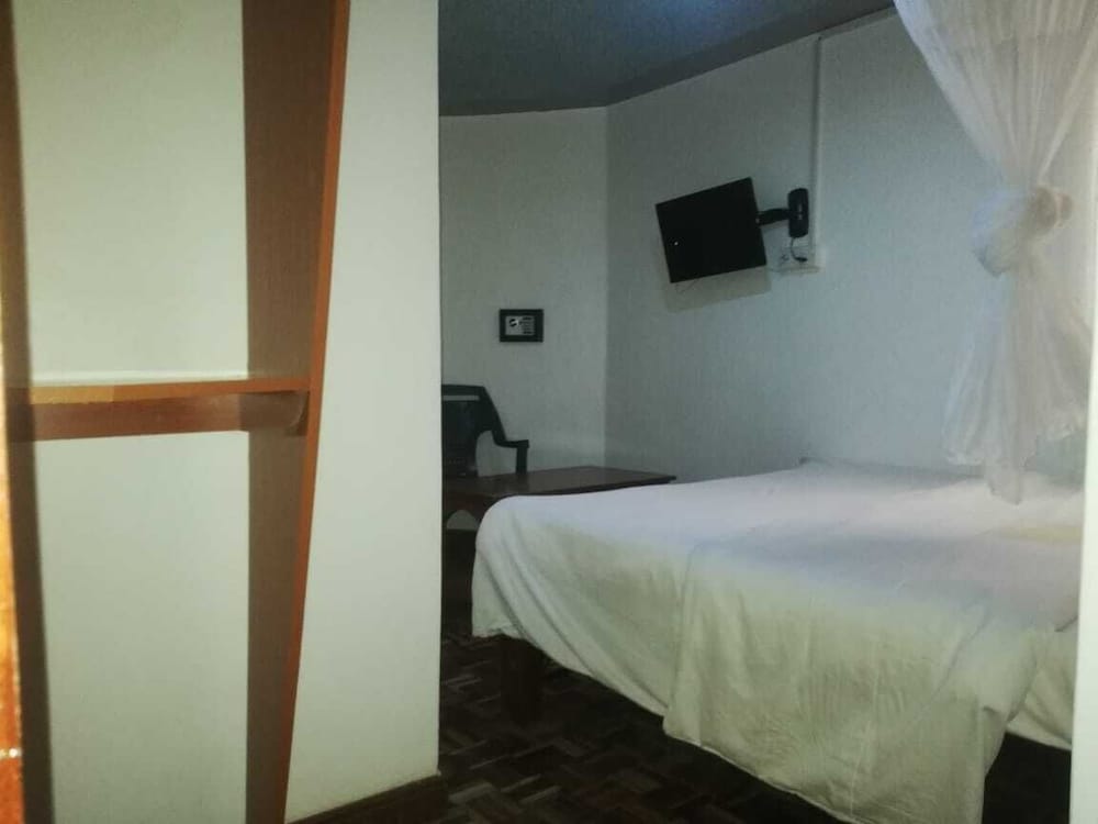 Guest House Hotel Chrisna - Hostel view 4