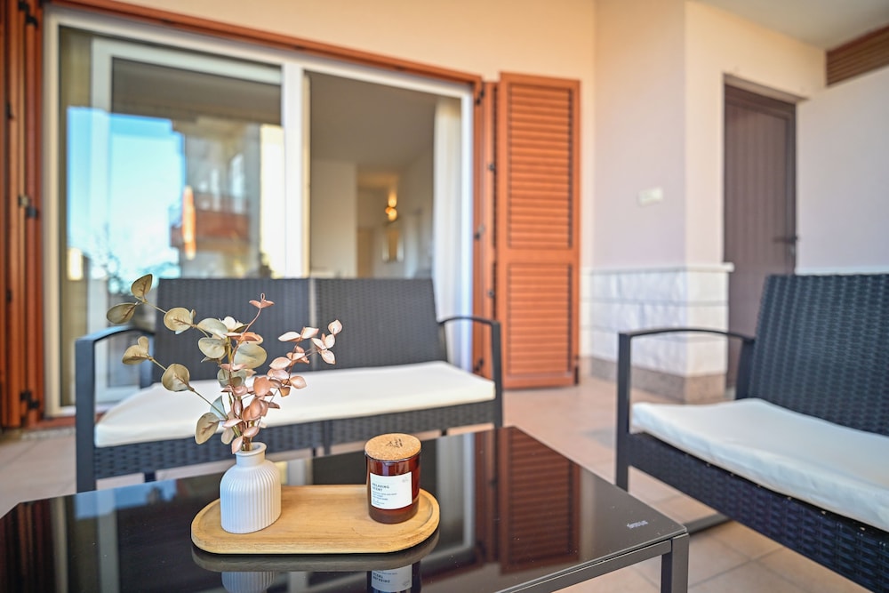 Ami Aparment Strožanac
