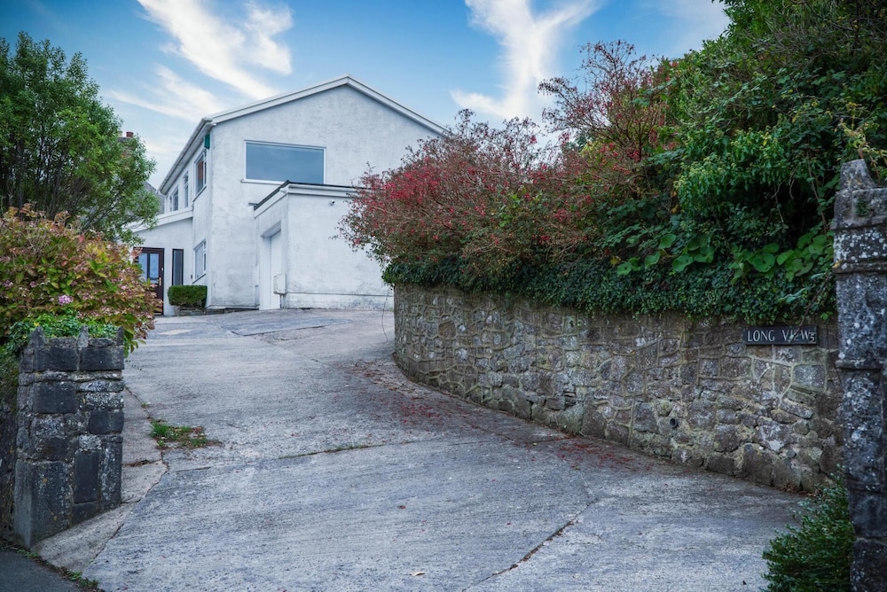 Longview - 4 Bedroom Holiday Home - Pembroke Dock