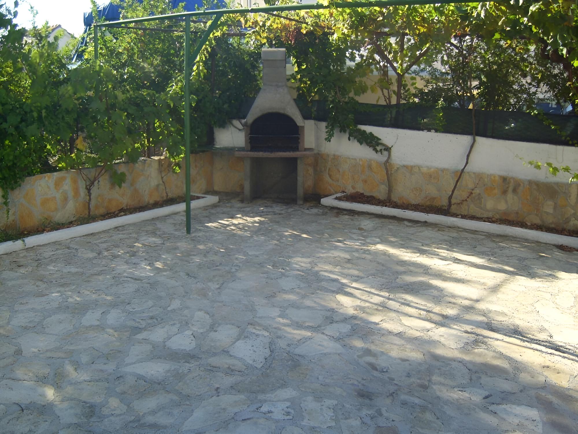 Photo 48