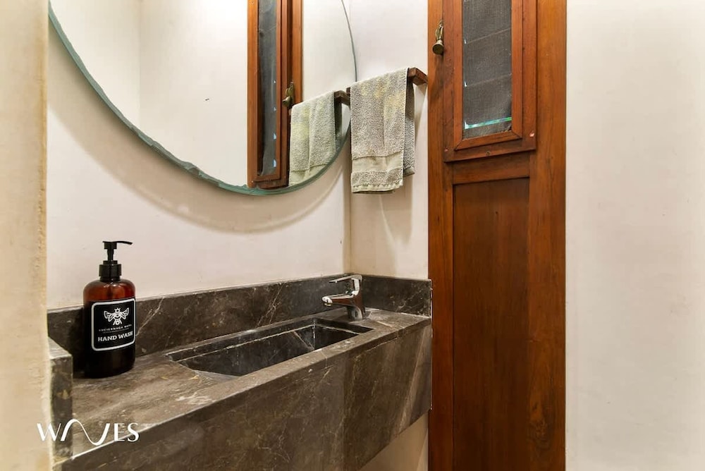2 Br PH w Private Pool in Luxury Gated Community