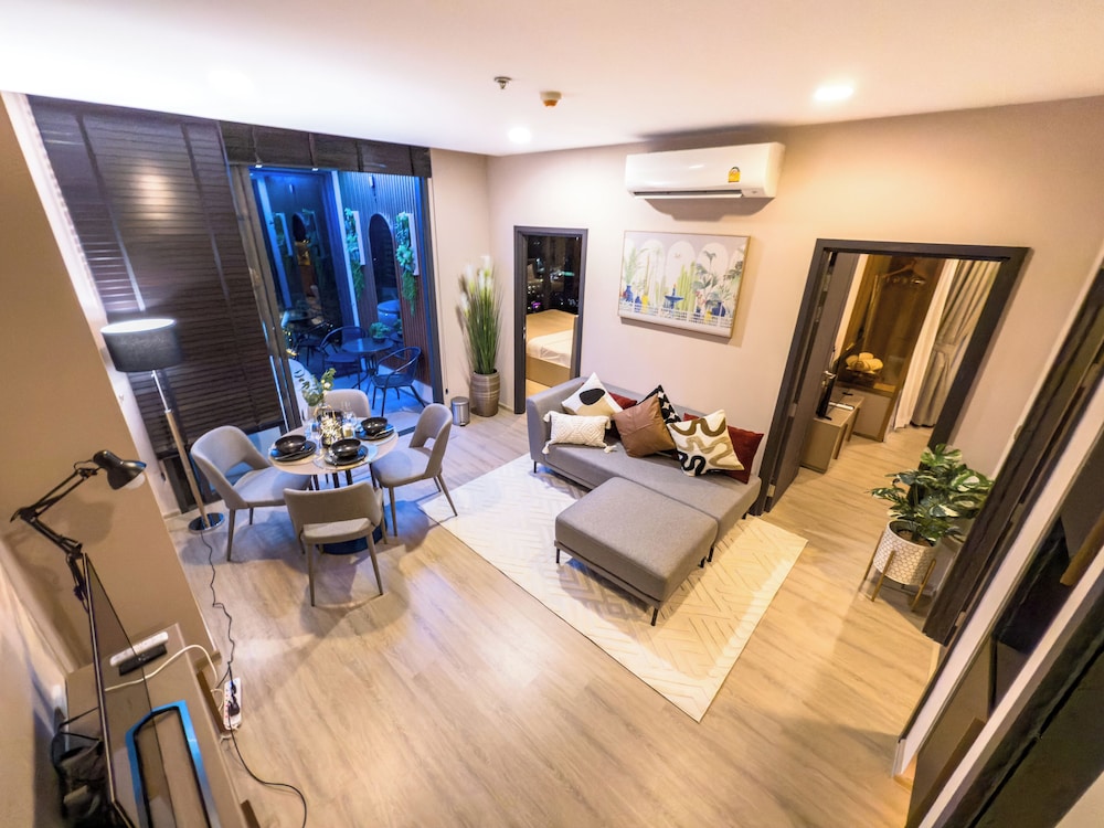 Luxury 2 Bed Room Sea View With Large Bath Tub In Balcony