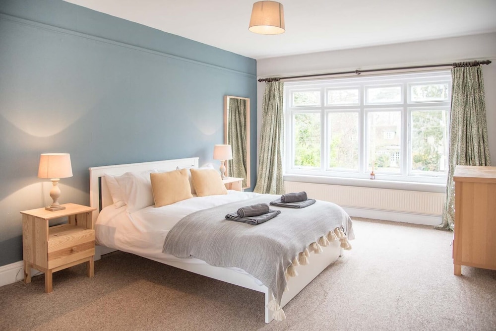 Hillcrest, Aldeburgh view 3