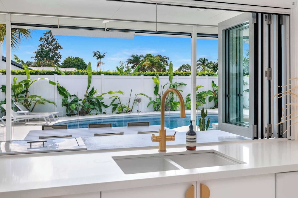 Casa Palma in Mermaid Waters