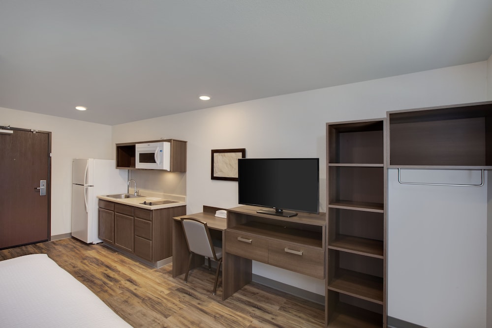 WoodSpring Suites San Antonio Stone Oak