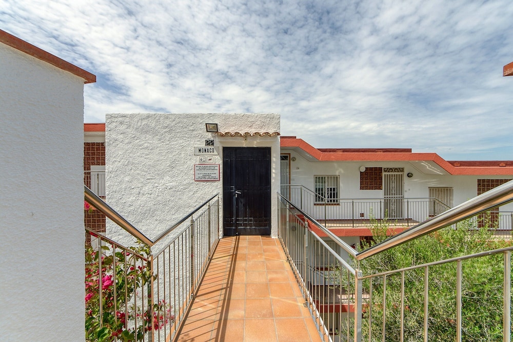 Apartment Near Playa De Roses Beach