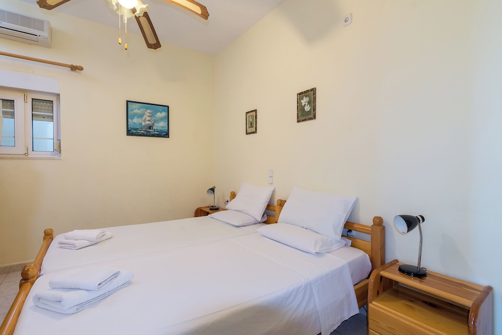 Crete Essence Villas-Makrygialos