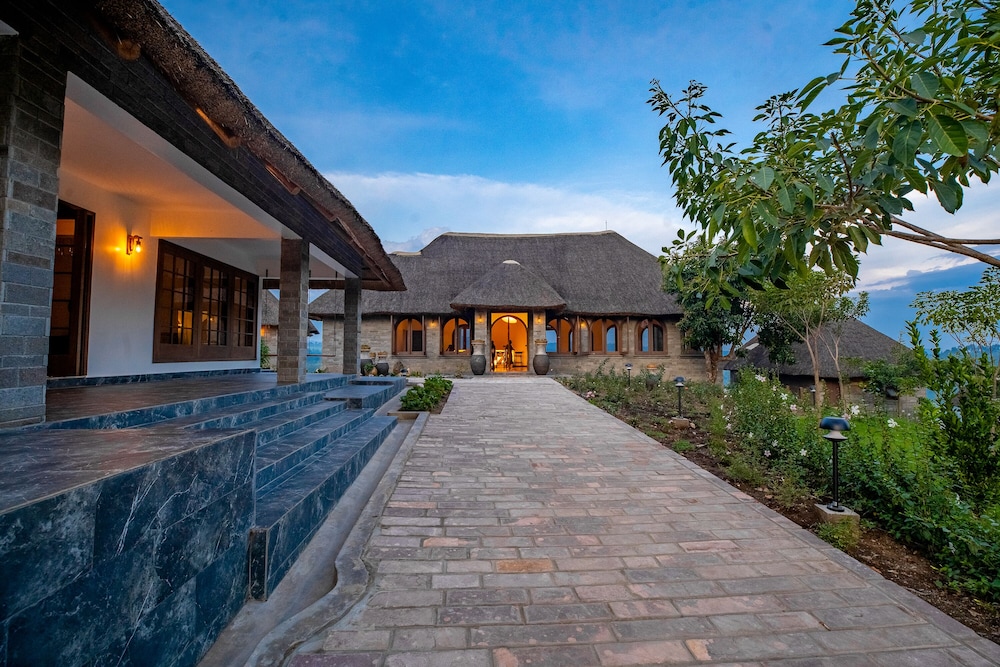 Tabebuia Spa and Safari Resort view 3