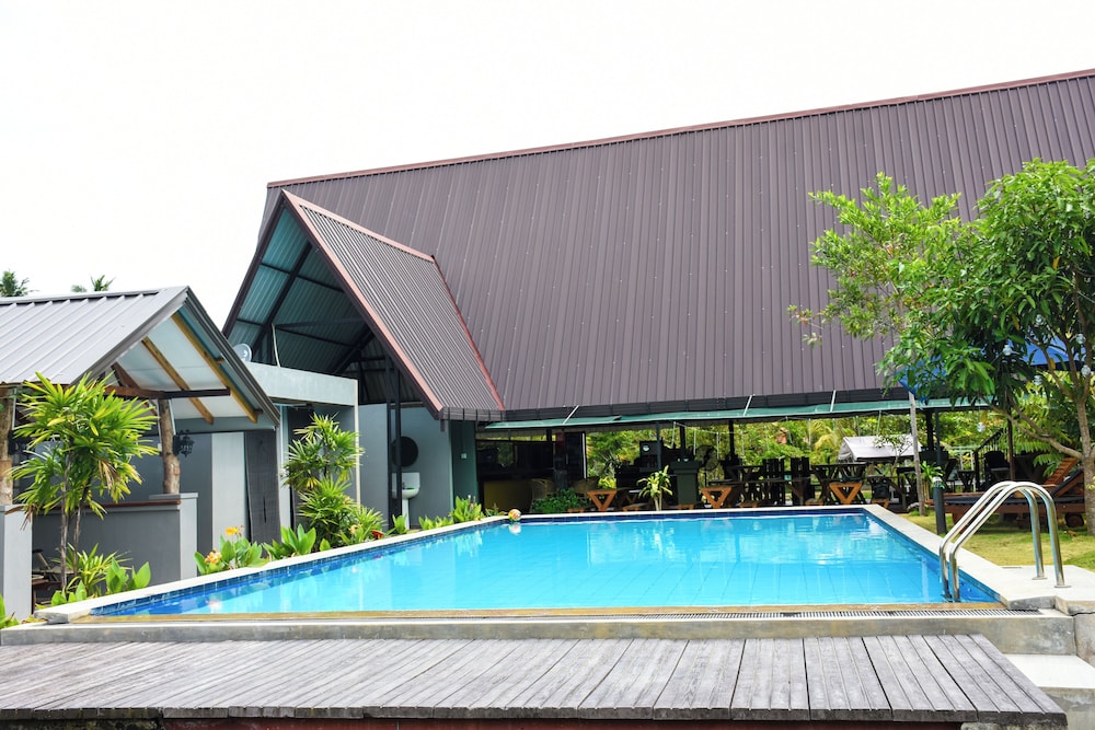 Steps Garden Resort