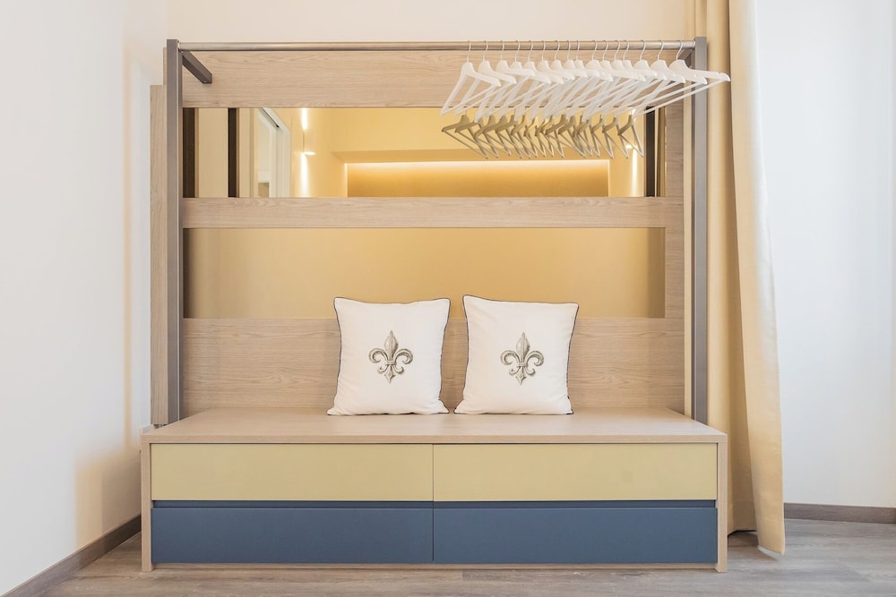 Muralto's Nest by Rent all Como