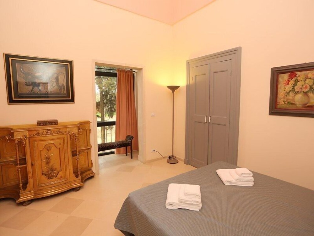 Villa Lucrezio Resort