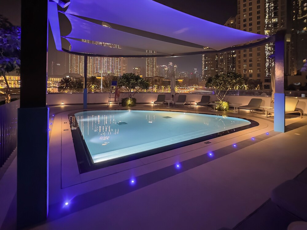 Skyline Grandeur I Burj & Fountain View