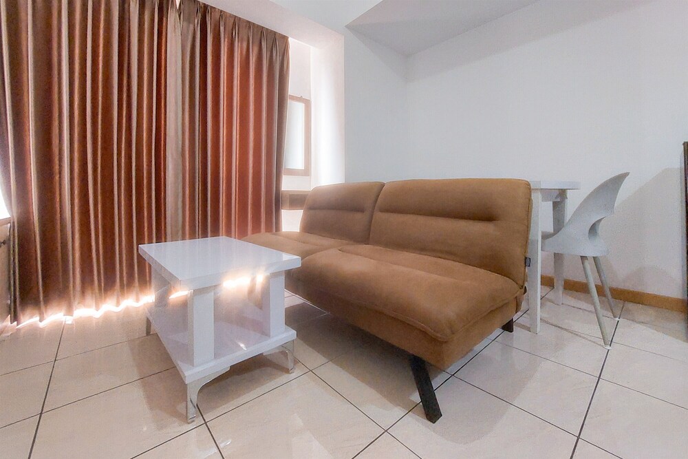 Comfy 1Br Apartment At M-Town Residence