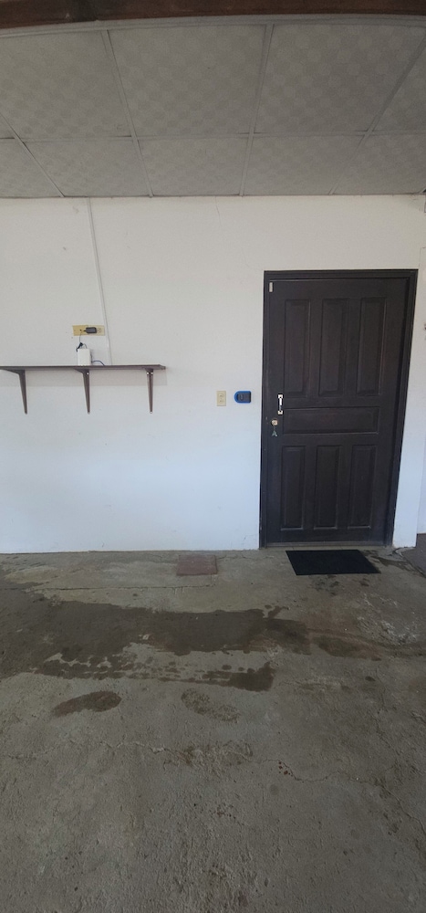 Cuartos independientes con baño privado