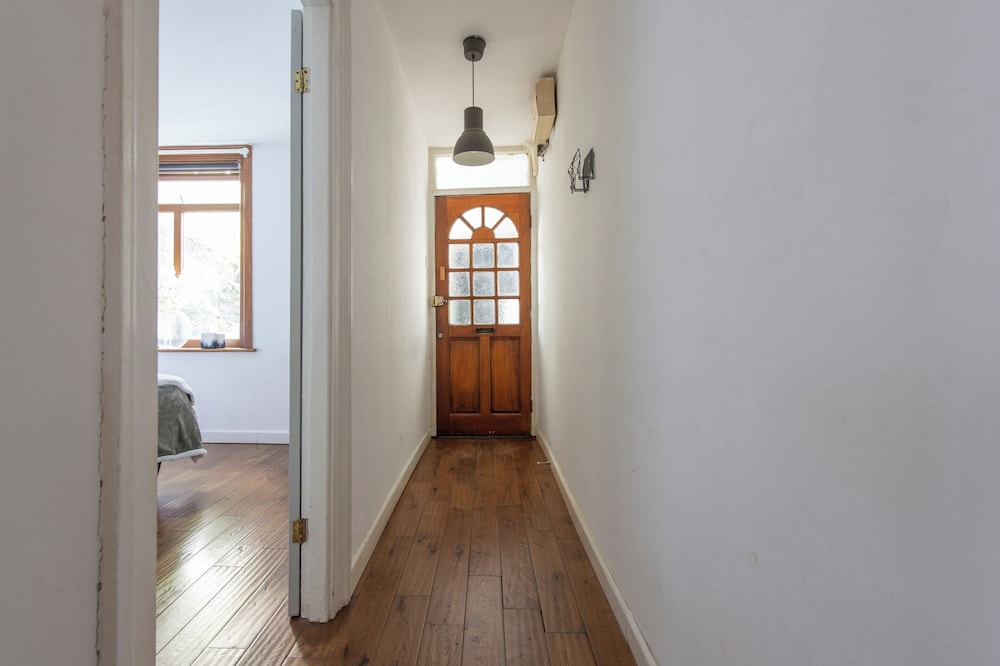 Stratford - Apartment - Sleeps 3 - Great Location