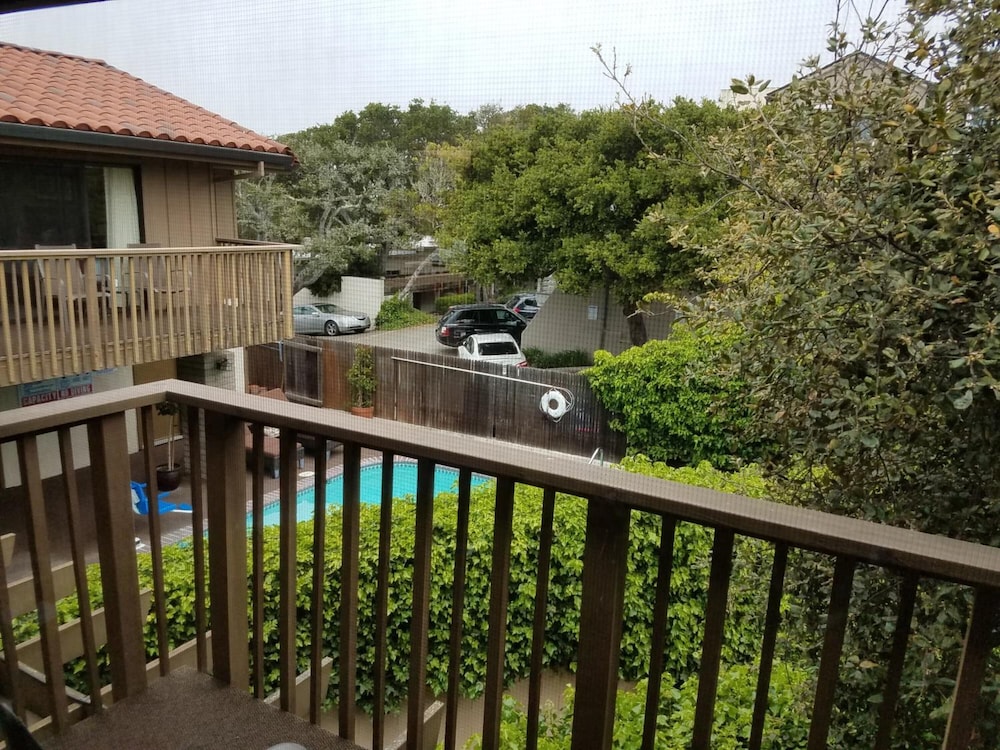 Adobe Inn - Property Image 21