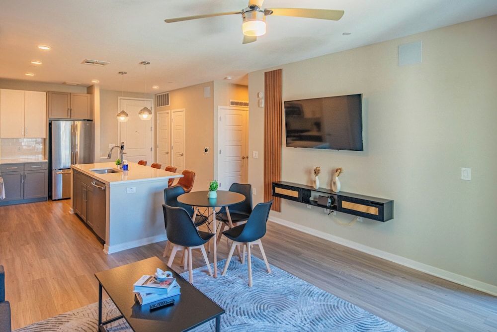 ROVE LIVING/KL - Alta North Central