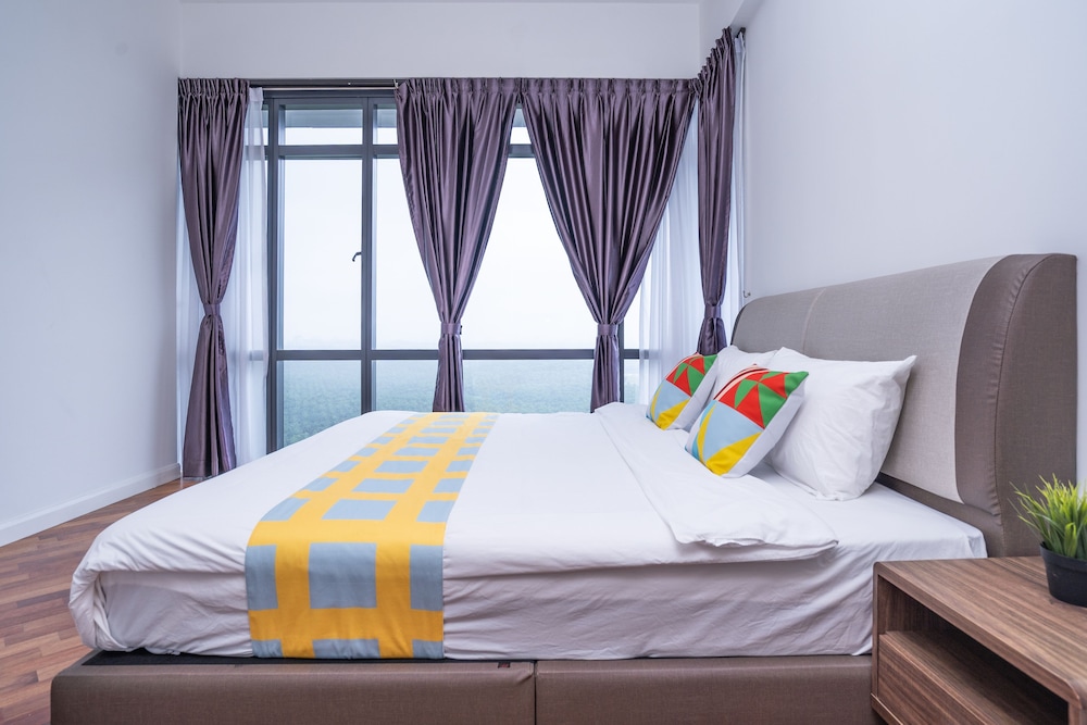 OYO Home 89725 Beautiful 3br Grand Medini photo 4