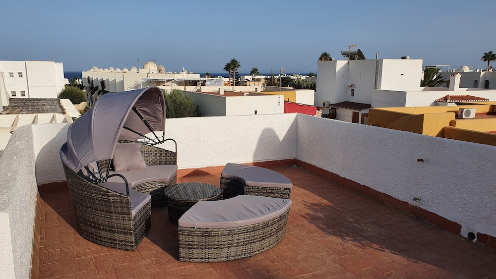 Casa Rainbow - Boutique B&B view 3