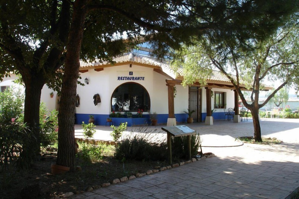 Photo 11