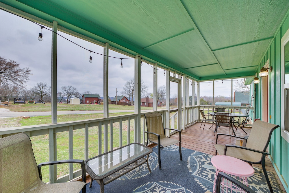 Vian Home Near Tenkiller State Park! - Property Image 11