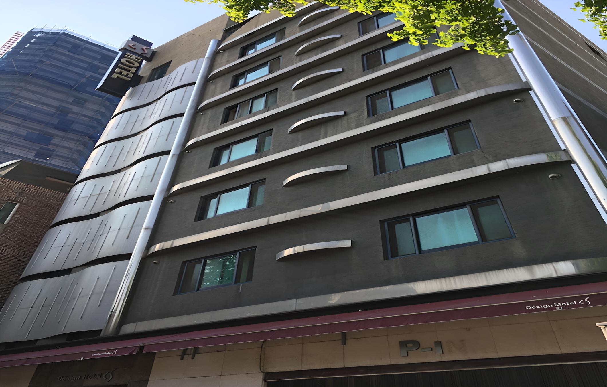 CS Hotel