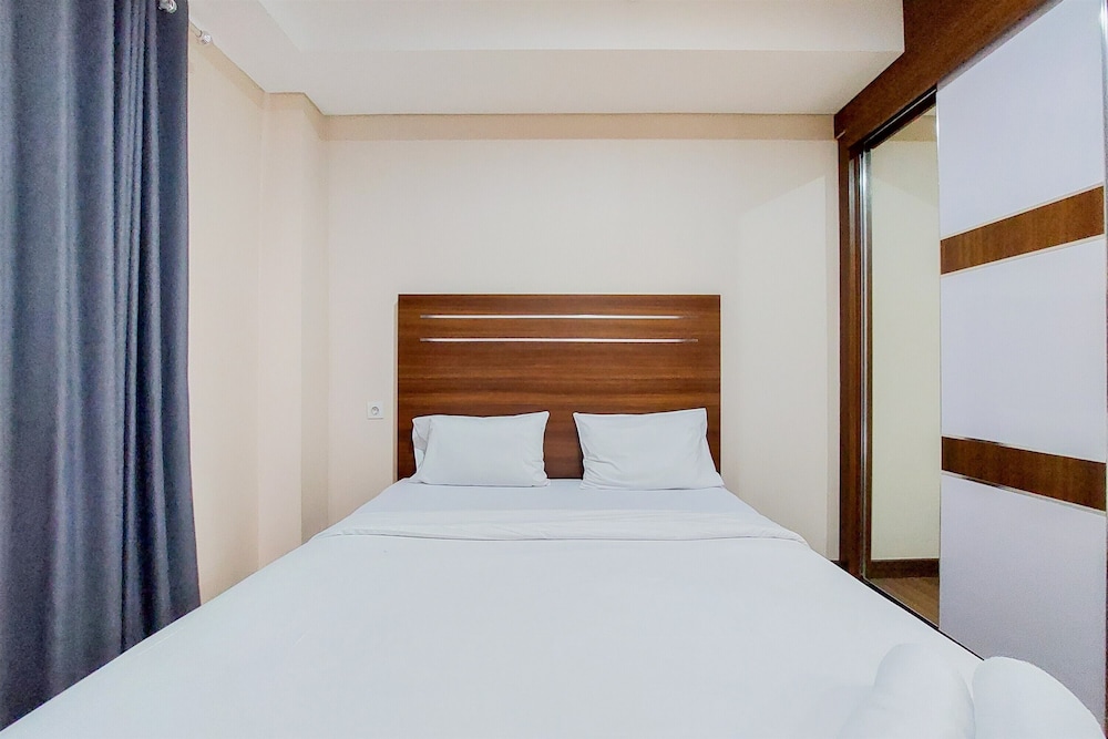 Comfort and Modern Look 2BR Apartment Springwood Residence