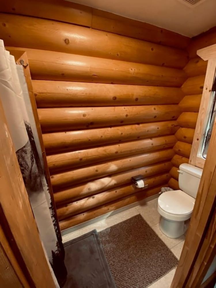 Meandering Moose Lodging