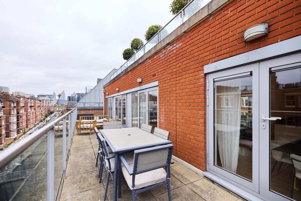 The Battersea Park Place - Amazing 2bdr Flat With Terrace
