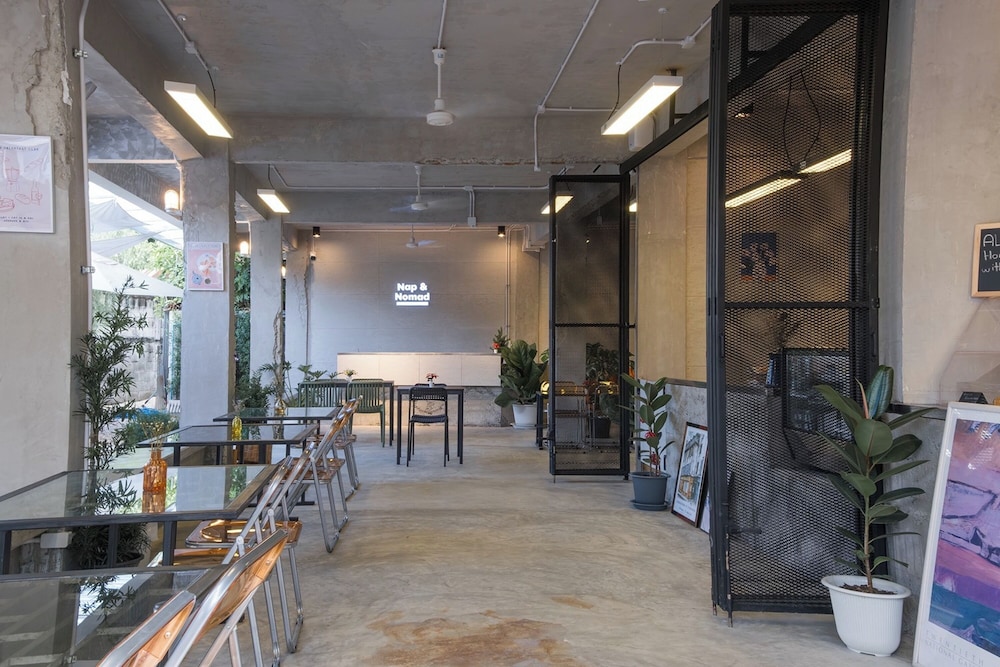 Nap & Nomad Hostel Tha Phae Gate