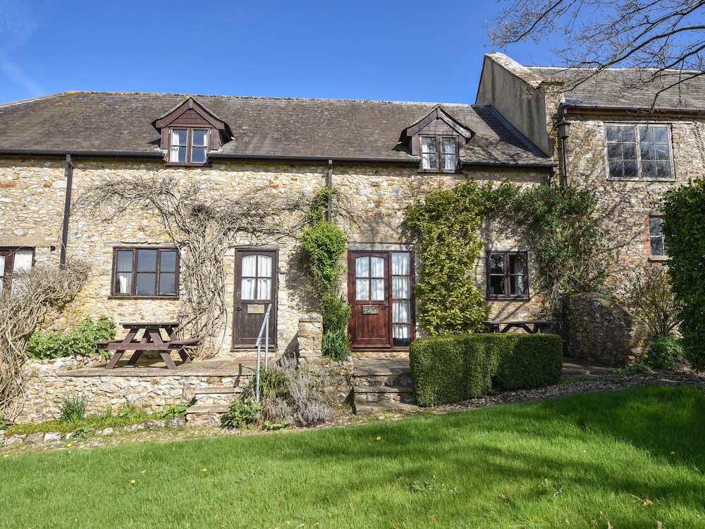 Wisteria Cottage