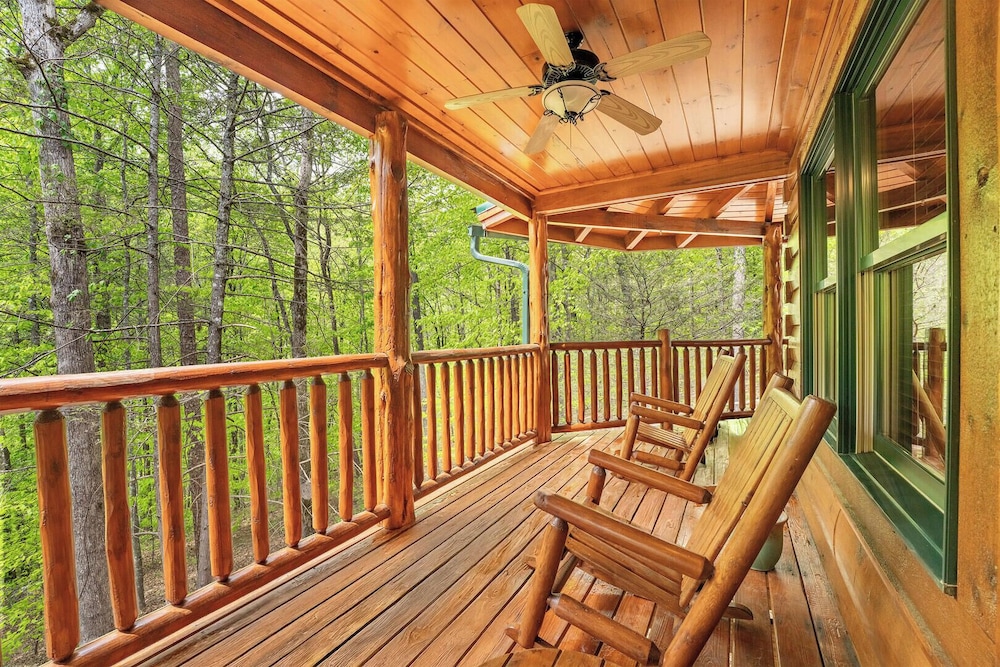 Smoky Bear Cabin