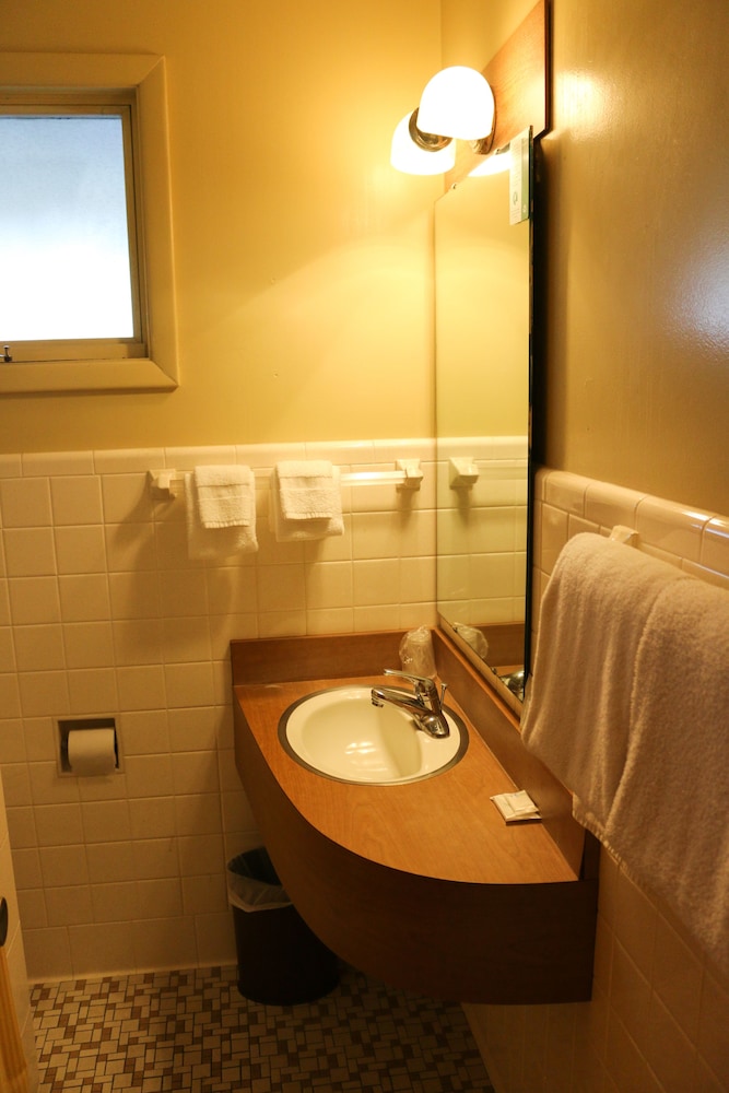 Atlas Motor Lodge - Property Image 7