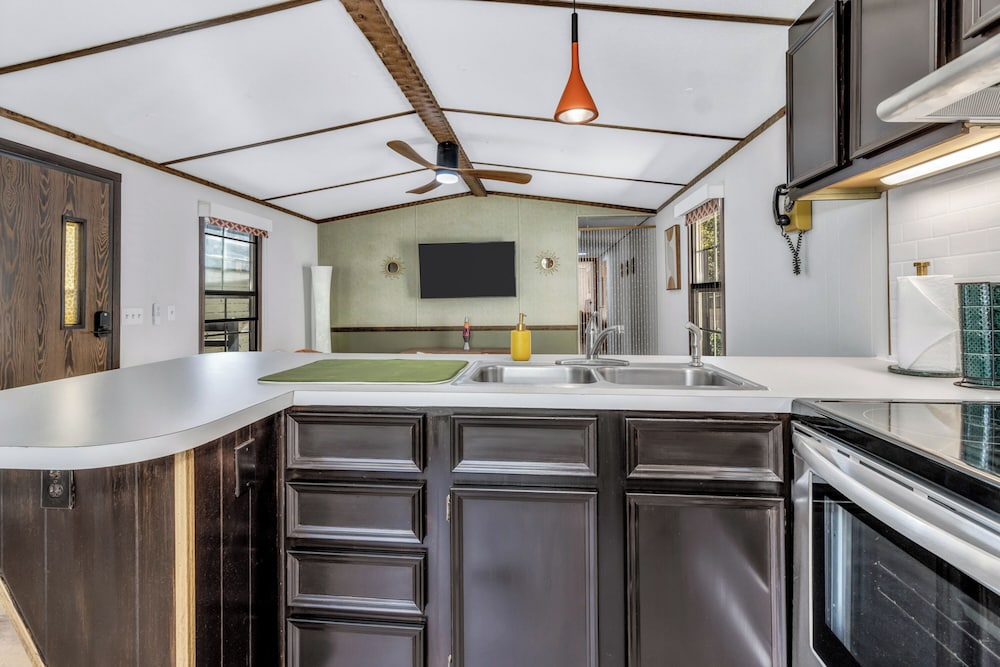 Groovy Guest House