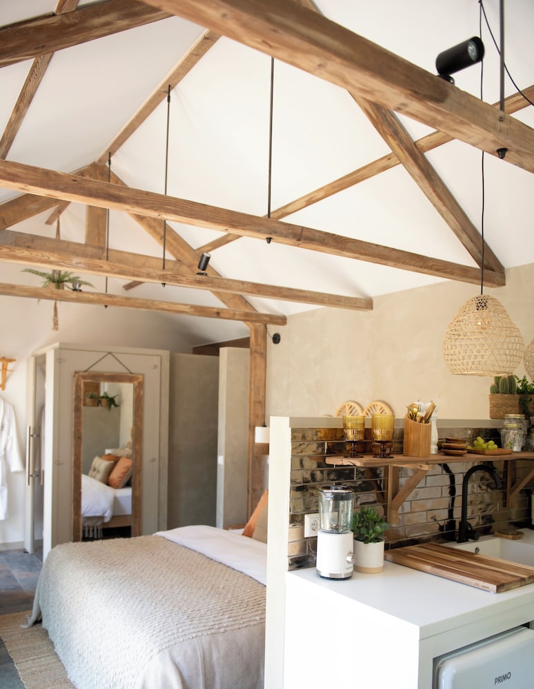 LODGE&LOFT