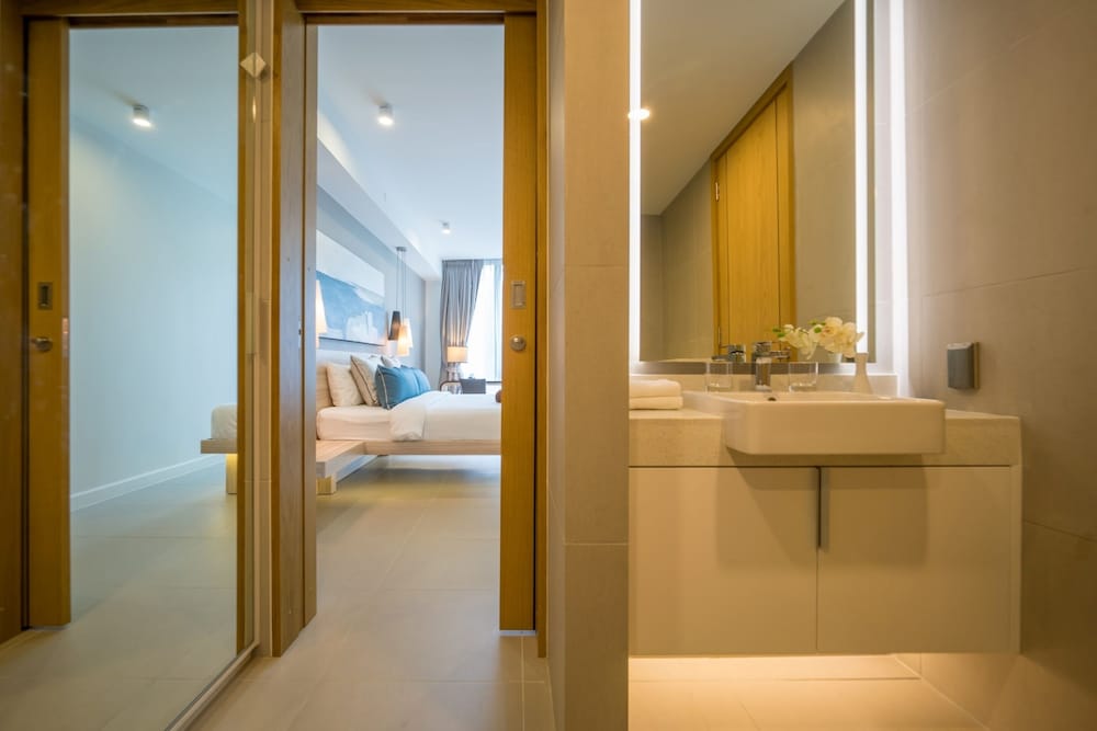 Oceanstone by RESAVA