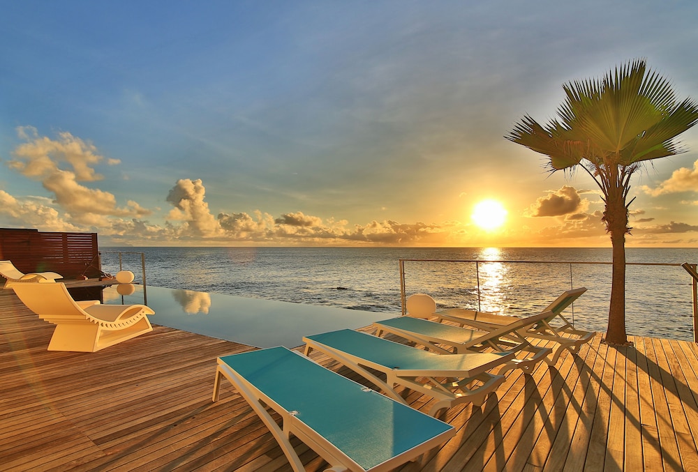 Anchor House - Property Image 2