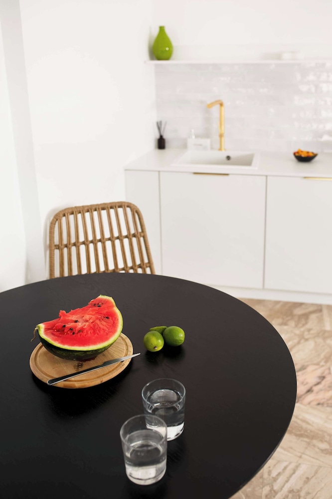 ArmonOia Suites