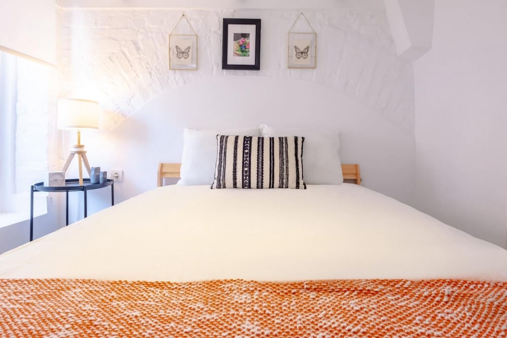 Vibrant Flat 5 Minutes Walk to Istiklal in Beyoglu