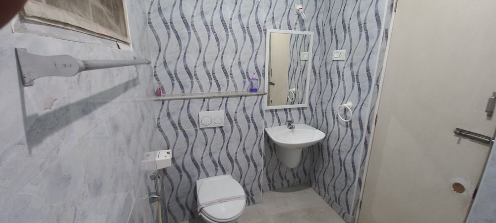 Shantham Service Apartments Indumanagar