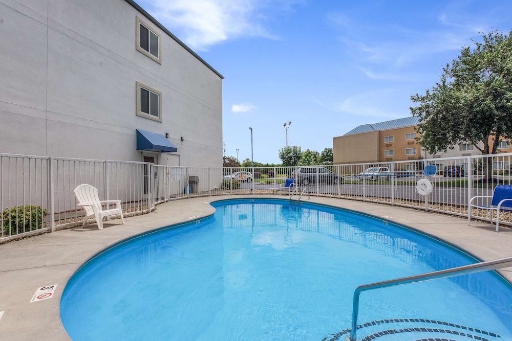 Americas Best Value Inn - Knoxville East