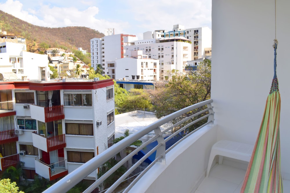 Edificio Cristal Caribbean