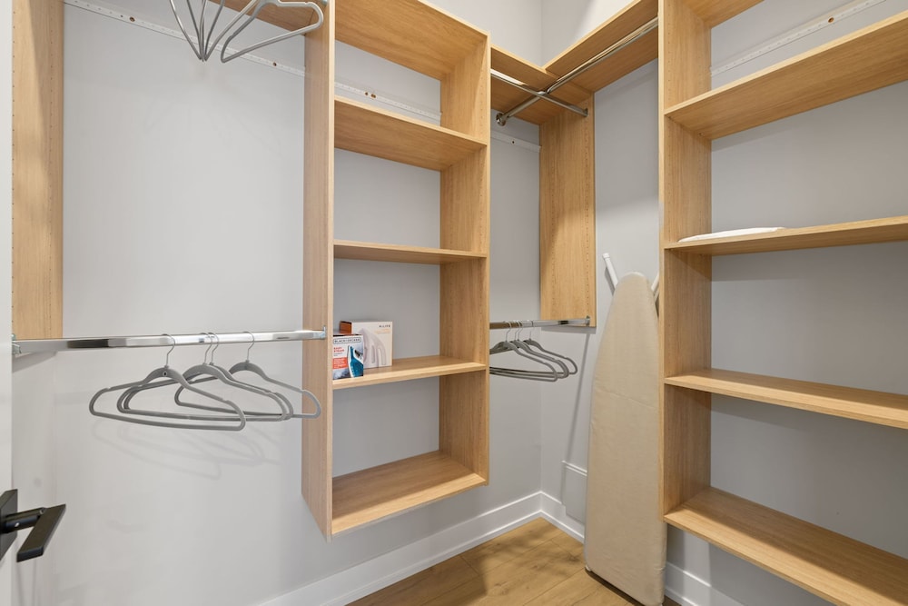 New Building in Med District - Modern 2bed 2bath