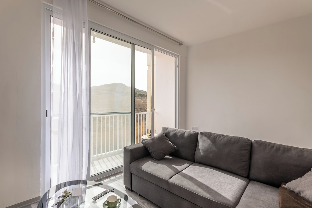Sea & Valley Riva Court Apt Marsalforn