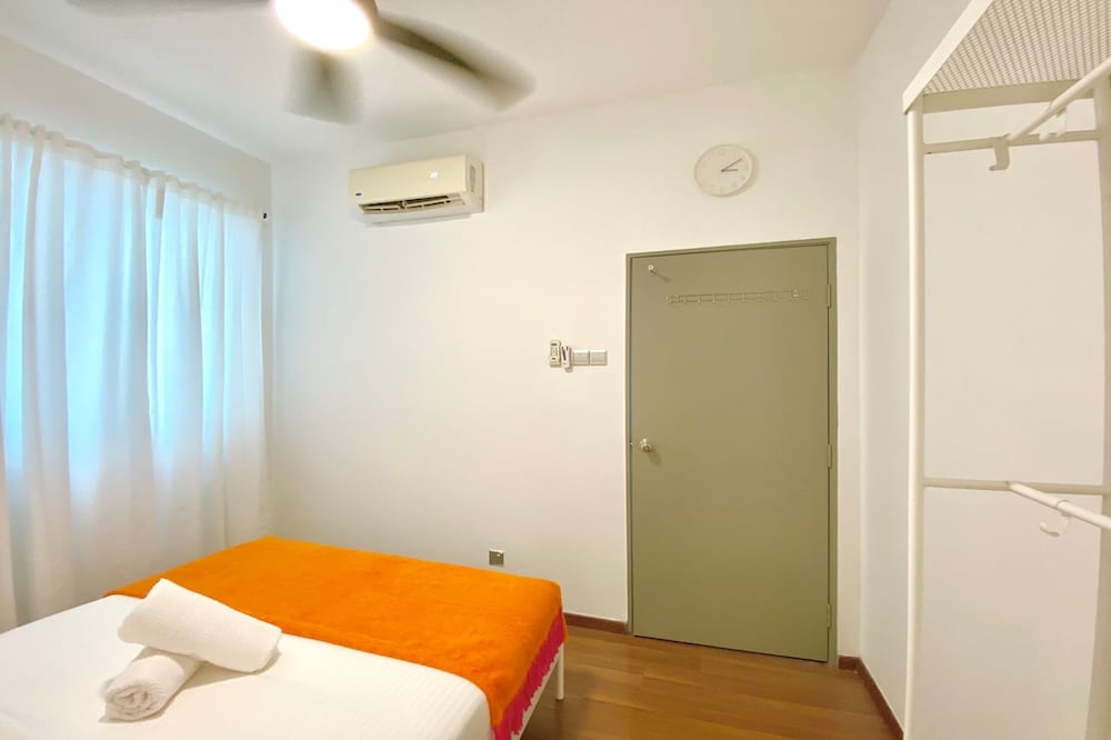 Amerin Residence Mall Apartments