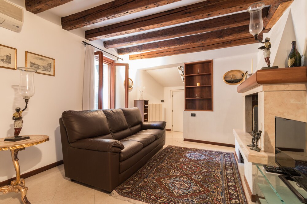 Serenissima Authentic Venice photo 2