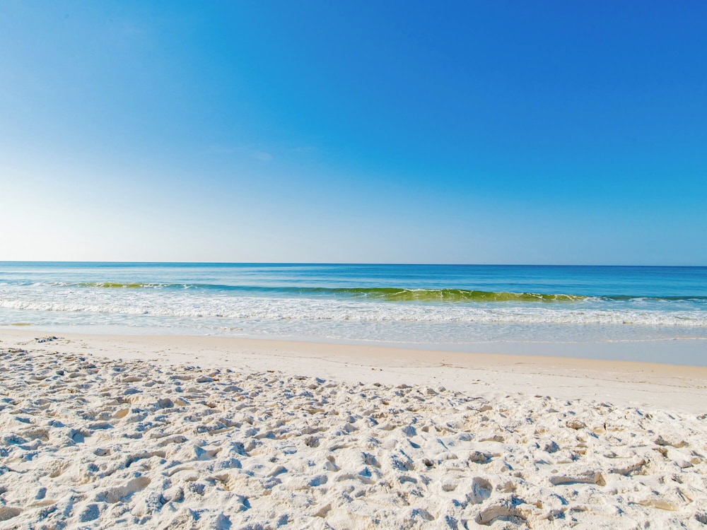 Driftwood Towers #4E by Southern Vacation Rentals