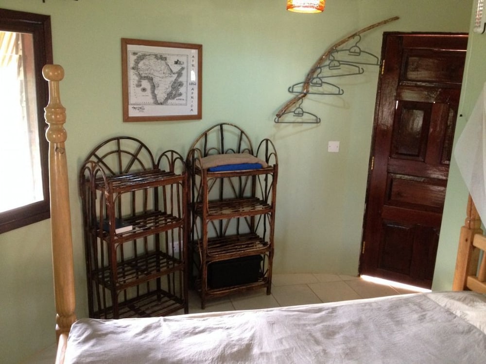 Banda Lodge