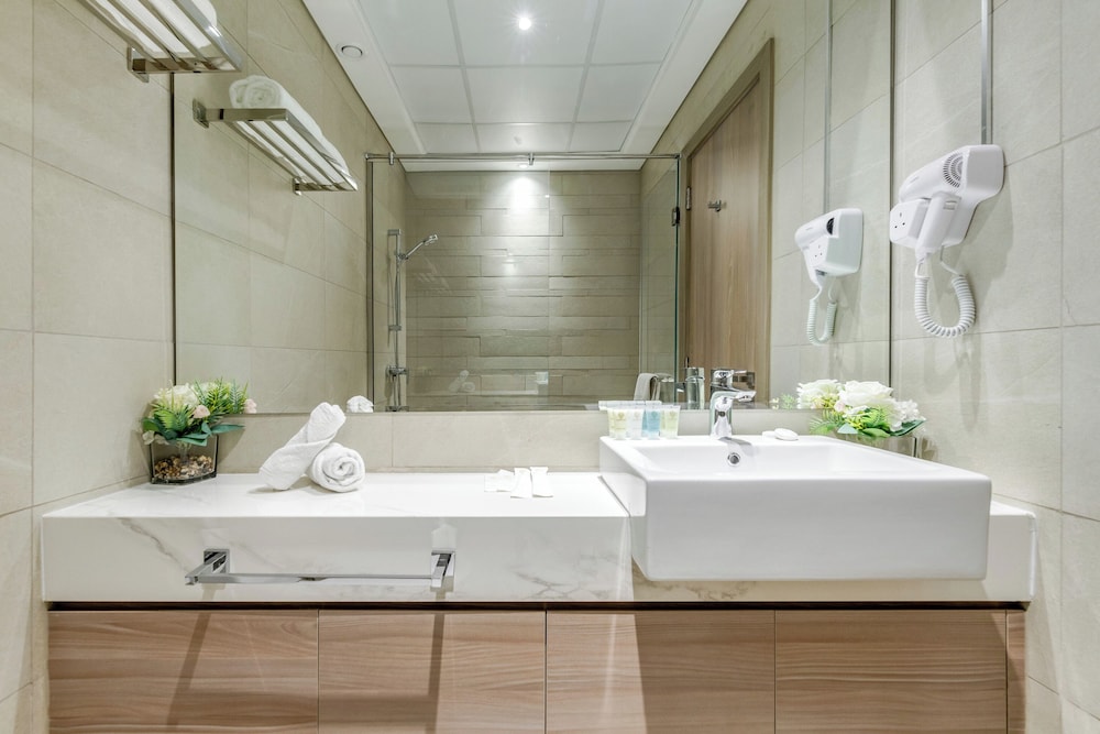 GLOBALSTAY. Azizi Riviera 40